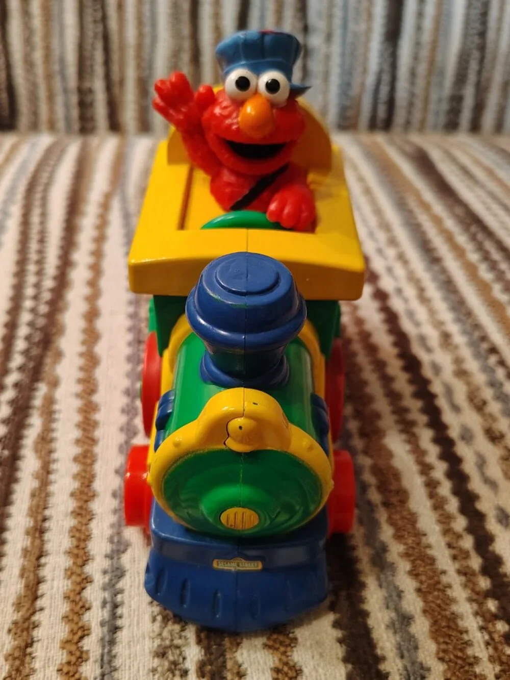Sesame Street Elmo Junction ABC 123 Train Engine And Car With Sound 2013